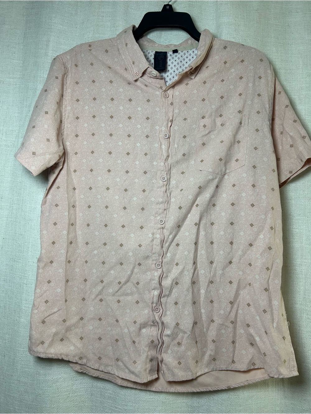 Soul Star England Men's Short Sleeve Button Down Shirt Pink Geometric Size M